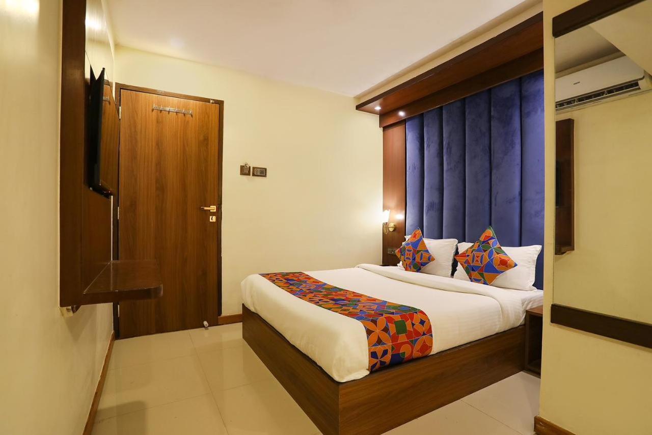 Hotel Rio Mumbai Bombaim Exterior foto